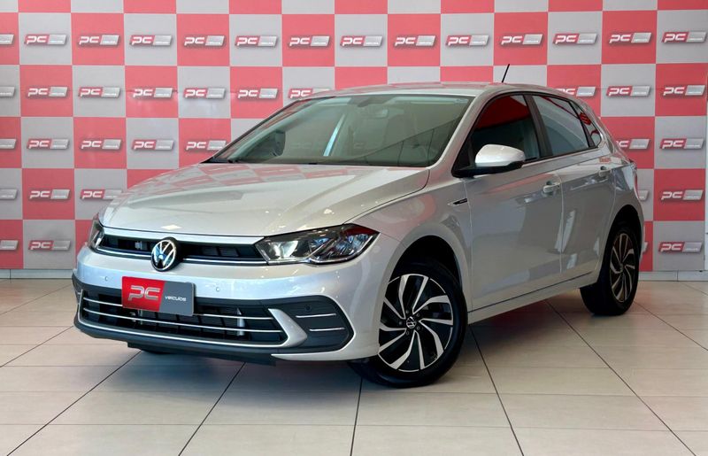 VOLKSWAGEN Polo Highline TSI 1.0 12V 2024/2025 PC VEÍCULOS SANTA CRUZ DO SUL / Carros no Vale