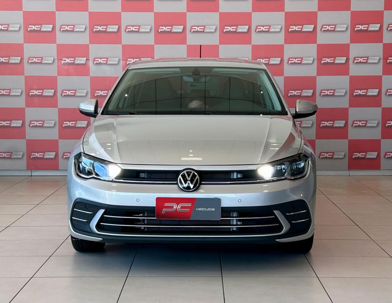 VOLKSWAGEN Polo Highline TSI 1.0 12V 2024/2025 PC VEÍCULOS SANTA CRUZ DO SUL / Carros no Vale