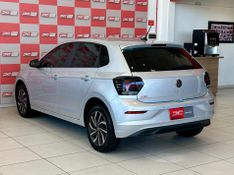 VOLKSWAGEN Polo Highline TSI 1.0 12V 2024/2025 PC VEÍCULOS SANTA CRUZ DO SUL / Carros no Vale