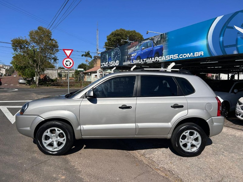 HYUNDAI TUCSON 2.0 16V AUT. 2010/2010 LS MULTIMARCAS VENÂNCIO AIRES / Carros no Vale