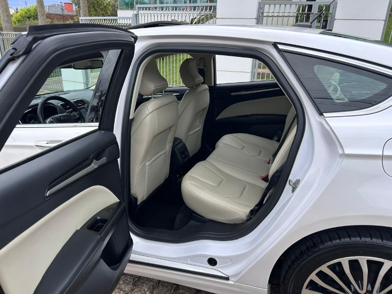 FORD FUSION TITANIUM 2.0 GTDI ECO AWD AUT 2017/2017 LS MULTIMARCAS VENÂNCIO AIRES / Carros no Vale