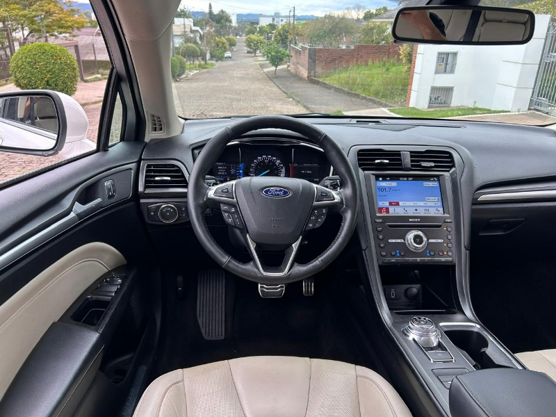 FORD FUSION TITANIUM 2.0 GTDI ECO AWD AUT 2017/2017 LS MULTIMARCAS VENÂNCIO AIRES / Carros no Vale
