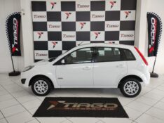 FORD FIESTA 1.6 FLEX 2012/2012 TIAGO AUTOMÓVEIS VENÂNCIO AIRES / Carros no Vale