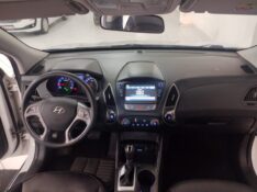 HYUNDAI IX 35 IX35 2.0 16V FLEX 4P AUTOMÁTICO 2018/2018 TIAGO AUTOMÓVEIS VENÂNCIO AIRES / Carros no Vale