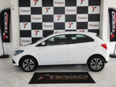CHEVROLET ONIX 1.4 LTZ AT 2016/2016 TIAGO AUTOMÓVEIS VENÂNCIO AIRES / Carros no Vale