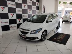 CHEVROLET ONIX 1.4 LTZ AT 2016/2016 TIAGO AUTOMÓVEIS VENÂNCIO AIRES / Carros no Vale