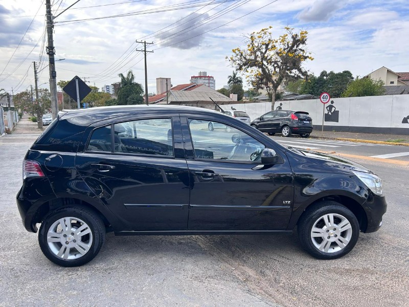 CHEVROLET AGILE LTZ 1.4 MPFI 8V FLEXPOWER 5P 2010/2010 LS MULTIMARCAS VENÂNCIO AIRES / Carros no Vale