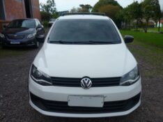 VOLKSWAGEN SAVEIRO TRENDLINE 1.6 T.FLEX 8V 2015/2016 PREMIUM AUTOMÓVEIS ARROIO DO MEIO / Carros no Vale