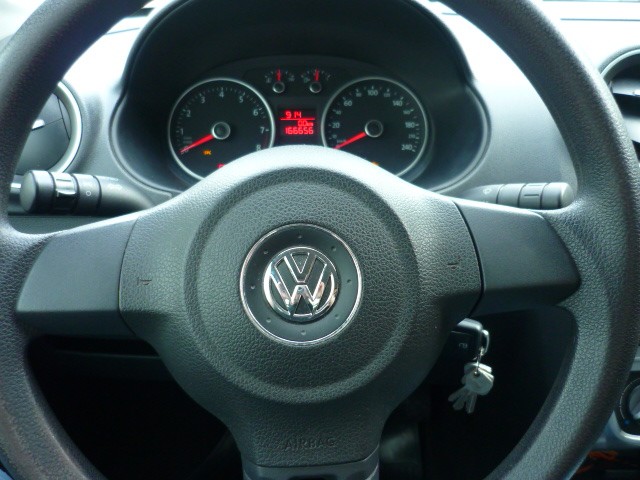 VOLKSWAGEN SAVEIRO TRENDLINE 1.6 T.FLEX 8V 2015/2016 PREMIUM AUTOMÓVEIS ARROIO DO MEIO / Carros no Vale