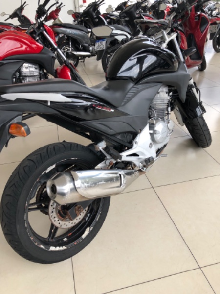 HONDA MOTOS CB 300R 2012/2012 JASER MOTOS LAJEADO / Carros no Vale