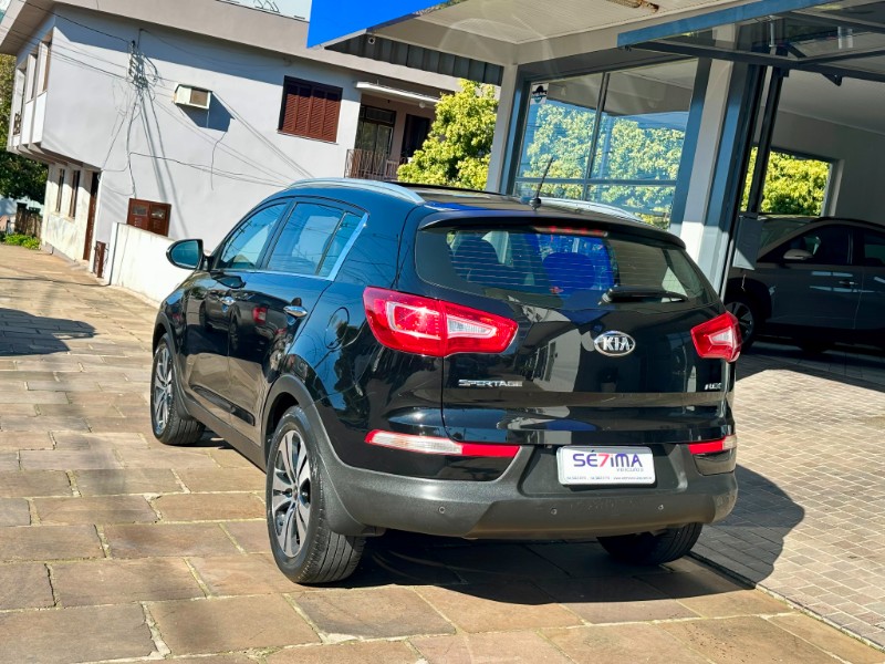 KIA SPORTAGE EX 2.0 2012/2013 SÉTIMA VEÍCULOS GUAPORÉ / Carros no Vale