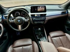 BMW X1 2.0 16V TURBO ACTIVEFLEX SDRIVE20I M SPORT 25 ANOS 4P AUTOMÁTICO 2020/2021 SÉTIMA VEÍCULOS GUAPORÉ / Carros no Vale