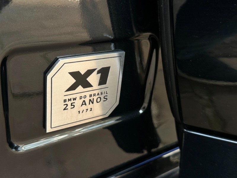 BMW X1 2.0 16V TURBO ACTIVEFLEX SDRIVE20I M SPORT 25 ANOS 4P AUTOMÁTICO 2020/2021 SÉTIMA VEÍCULOS GUAPORÉ / Carros no Vale