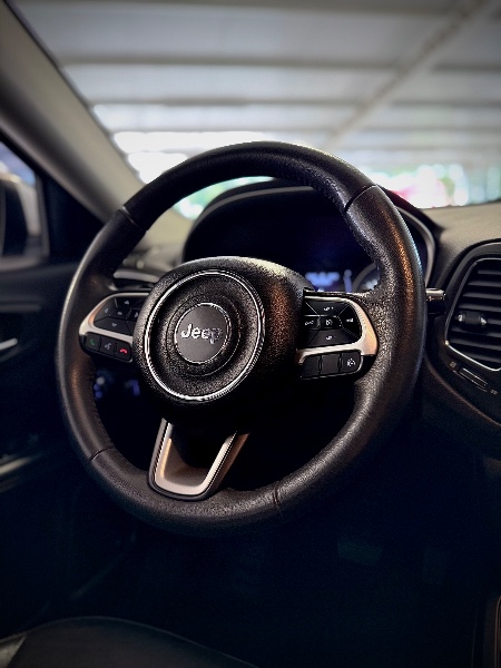 JEEP COMPASS 2.0 16V FLEX LONGITUDE AUTOMÁTICO - 2018