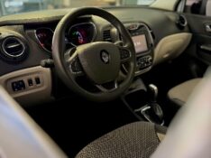 RENAULT CAPTUR 1.6 16V FLEX INTENSE AUTOMÁTICO 2019/2019 MALAGGI VEÍCULOS ENCANTADO / Carros no Vale