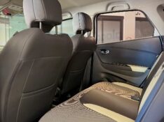RENAULT CAPTUR 1.6 16V FLEX INTENSE AUTOMÁTICO 2019/2019 MALAGGI VEÍCULOS ENCANTADO / Carros no Vale