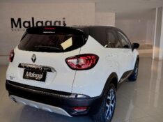 RENAULT CAPTUR 1.6 16V FLEX INTENSE AUTOMÁTICO 2019/2019 MALAGGI VEÍCULOS ENCANTADO / Carros no Vale