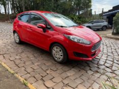 FORD FIESTA 1.6 SE 2017/2017 ELY AUTOMÓVEIS LAJEADO / Carros no Vale