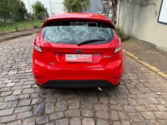 FORD FIESTA 1.6 SE 2017/2017 ELY AUTOMÓVEIS LAJEADO / Carros no Vale