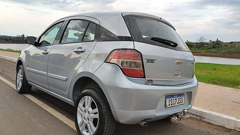 CHEVROLET AGILE 1.4 MPFI LTZ 8V FLEX 4P MANUAL 2011/2011 ADRIANO VEÍCULOS CRUZEIRO DO SUL / Carros no Vale