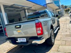 CHEVROLET S10 LTZ 2.8 4X4 2023/2024 SÉTIMA VEÍCULOS GUAPORÉ / Carros no Vale