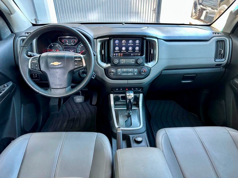 CHEVROLET S10 LTZ 2.8 4X4 2023/2024 SÉTIMA VEÍCULOS GUAPORÉ / Carros no Vale