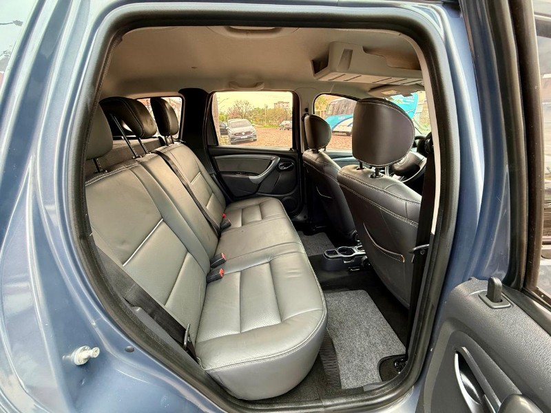 RENAULT DUSTER 1.6 DYNAMIQUE 4X2 16V FLEX 4P MANUAL 2012/2013 AR MULTIMARCAS VENÂNCIO AIRES / Carros no Vale