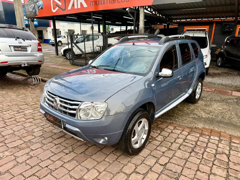 RENAULT DUSTER 1.6 DYNAMIQUE 4X2 16V FLEX 4P MANUAL 2012/2013 AR MULTIMARCAS VENÂNCIO AIRES / Carros no Vale