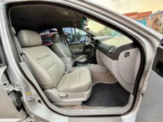 KIA SORENTO 2.5 EX 4X4 16V 2008/2008 AR MULTIMARCAS VENÂNCIO AIRES / Carros no Vale