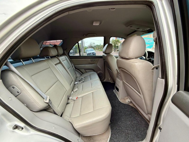 KIA SORENTO 2.5 EX 4X4 16V 2008/2008 AR MULTIMARCAS VENÂNCIO AIRES / Carros no Vale
