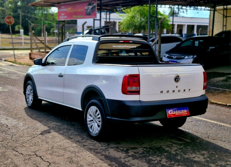 VOLKSWAGEN SAVEIRO ROBUST 1.6 TOTAL FLEX 8V CD 2022/2023 CRUZEIRO MULTIMARCAS CRUZEIRO DO SUL / Carros no Vale