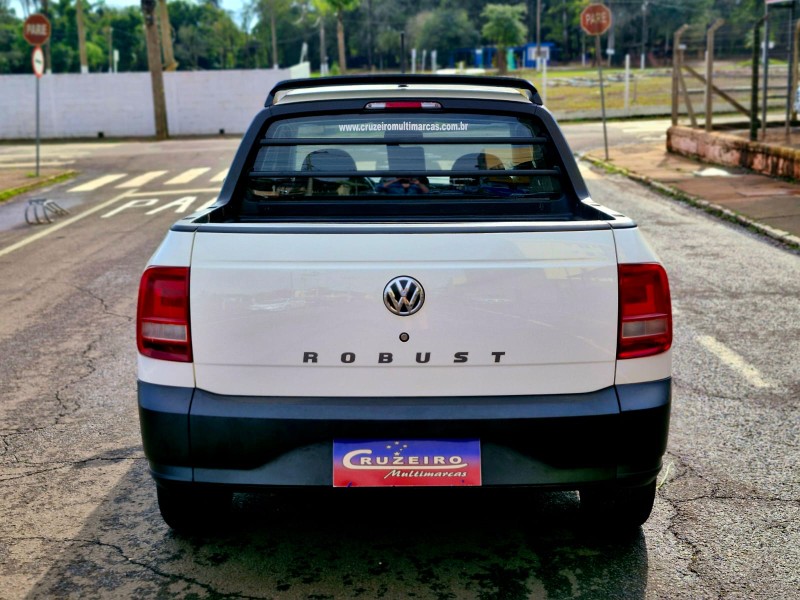VOLKSWAGEN SAVEIRO ROBUST 1.6 TOTAL FLEX 8V CD 2022/2023 CRUZEIRO MULTIMARCAS CRUZEIRO DO SUL / Carros no Vale