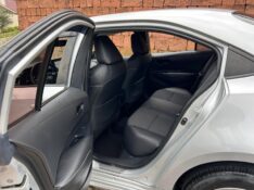 TOYOTA COROLLA GLI 2.0 16V FLEX 2021/2021 LS MULTIMARCAS VENÂNCIO AIRES / Carros no Vale