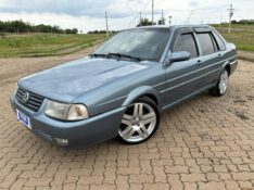VOLKSWAGEN SANTANA 2.0 8V /2001 RT 811 VEÍCULOS ARROIO DO MEIO / Carros no Vale