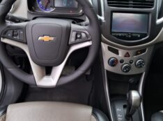 CHEVROLET TRACKER 1.8 LTZ AT 2014/2014 STOPCAR MULTIMARCAS ESTRELA / Carros no Vale