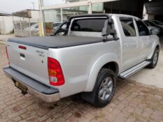 TOYOTA HILUX CABINE DUPLA HILUX CD SR 4X2 2.7 16V/2.7 FLEX AUT. /2010 CHIMA VEÍCULOS VENÂNCIO AIRES / Carros no Vale
