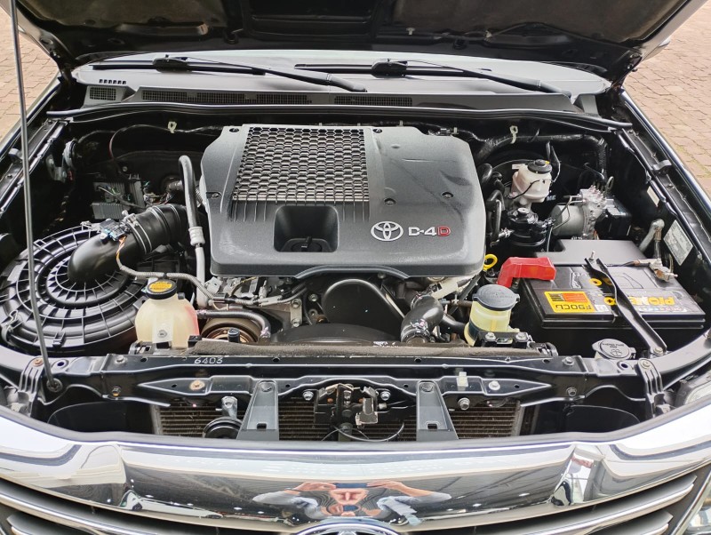 TOYOTA HILUX SW4 SRV 3.0 4X4 - 2013
