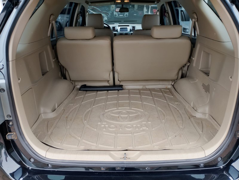 TOYOTA HILUX SW4 SRV 3.0 4X4 - 2013