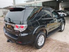TOYOTA HILUX SW4 SRV 3.0 4X4 /2013 CHIMA VEÍCULOS VENÂNCIO AIRES / Carros no Vale
