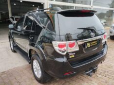 TOYOTA HILUX SW4 SRV 3.0 4X4 /2013 CHIMA VEÍCULOS VENÂNCIO AIRES / Carros no Vale