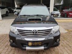 TOYOTA HILUX SW4 SRV 3.0 4X4 /2013 CHIMA VEÍCULOS VENÂNCIO AIRES / Carros no Vale