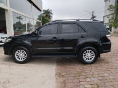 TOYOTA HILUX SW4 SRV 3.0 4X4 /2013 CHIMA VEÍCULOS VENÂNCIO AIRES / Carros no Vale