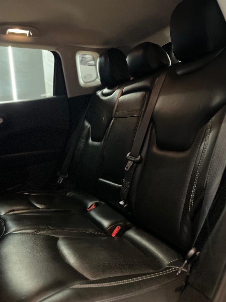 JEEP COMPASS 2.0 16V SPORT 2018/2018 JM AUTOMÓVEIS VENÂNCIO AIRES / Carros no Vale