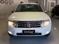 RENAULT DUSTER 1.6 16V SCE FLEX DYNAMIQUE MANUAL 2013/2014 MALAGGI VEÍCULOS ENCANTADO / Carros no Vale