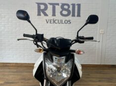 YAMAHA FAZER 250 /2014 RT 811 VEÍCULOS ARROIO DO MEIO / Carros no Vale