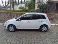 FORD FIESTA 1.0 2014/2014 ALTERNATIVA VEÍCULOS LAJEADO / Carros no Vale