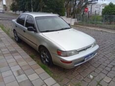 TOYOTA COROLLA DX 1.6 1995/1995 ALTERNATIVA VEÍCULOS LAJEADO / Carros no Vale