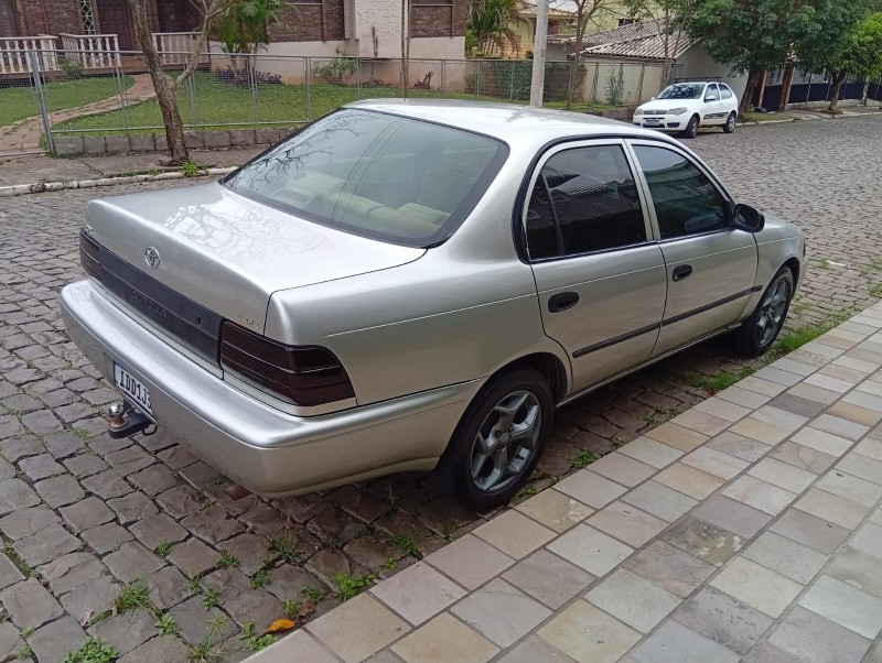 TOYOTA COROLLA DX 1.6 - 1995