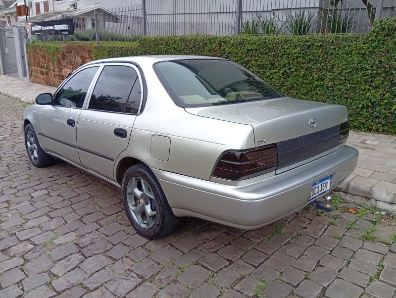 TOYOTA COROLLA DX 1.6 - 1995