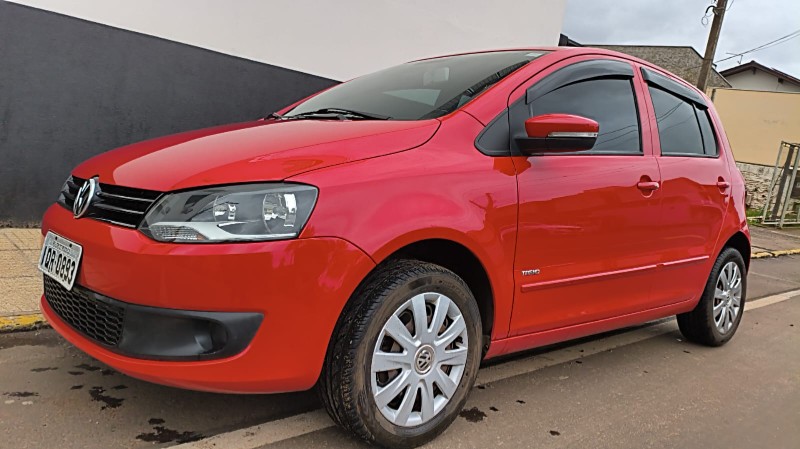 VOLKSWAGEN FOX 1.0 GII TREND 2010/2010 ADRIANO VEÍCULOS CRUZEIRO DO SUL / Carros no Vale